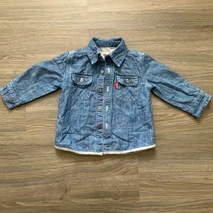 EUC. Levi’s Jeans Long Sleeve Boys Size 12month.